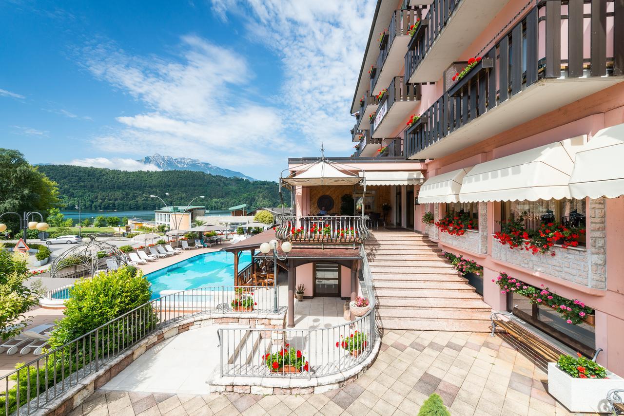 Hotel Ariston 레비코온천 외부 사진
